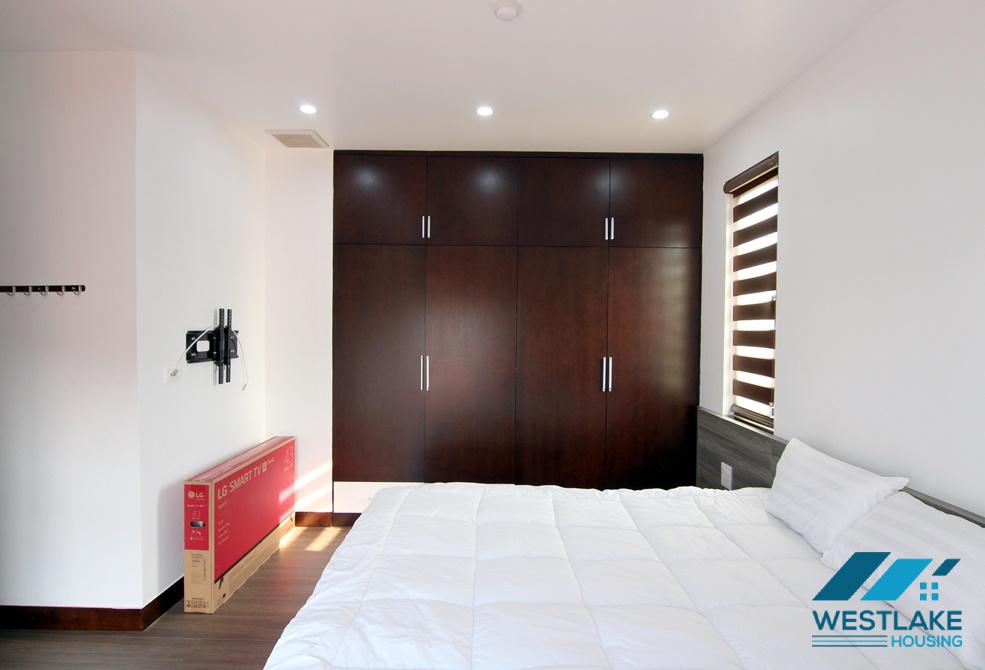 Big one bedroom apartment for rent in heart of Tay Ho, Ha Noi