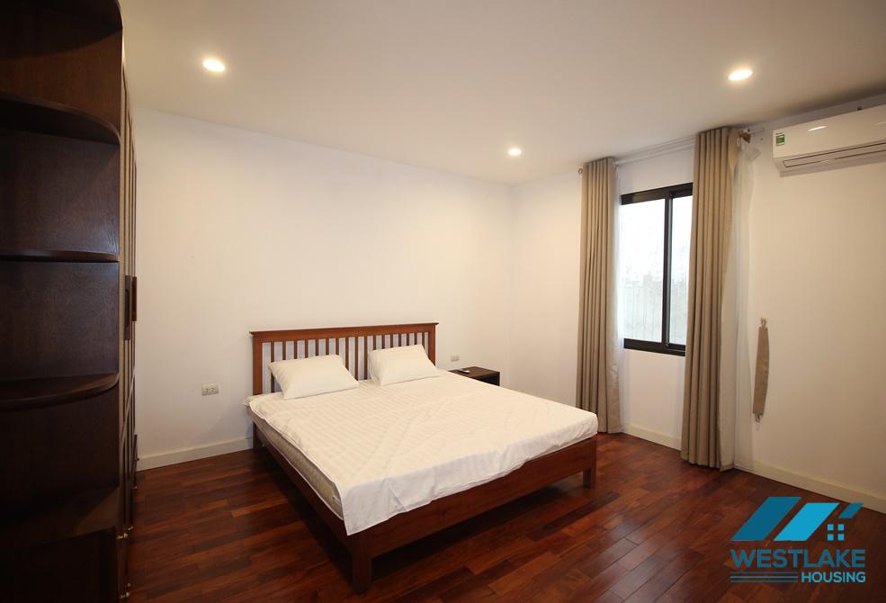 Spacious fully serviced apartment for lease in Tay Ho, 03 bedrooms