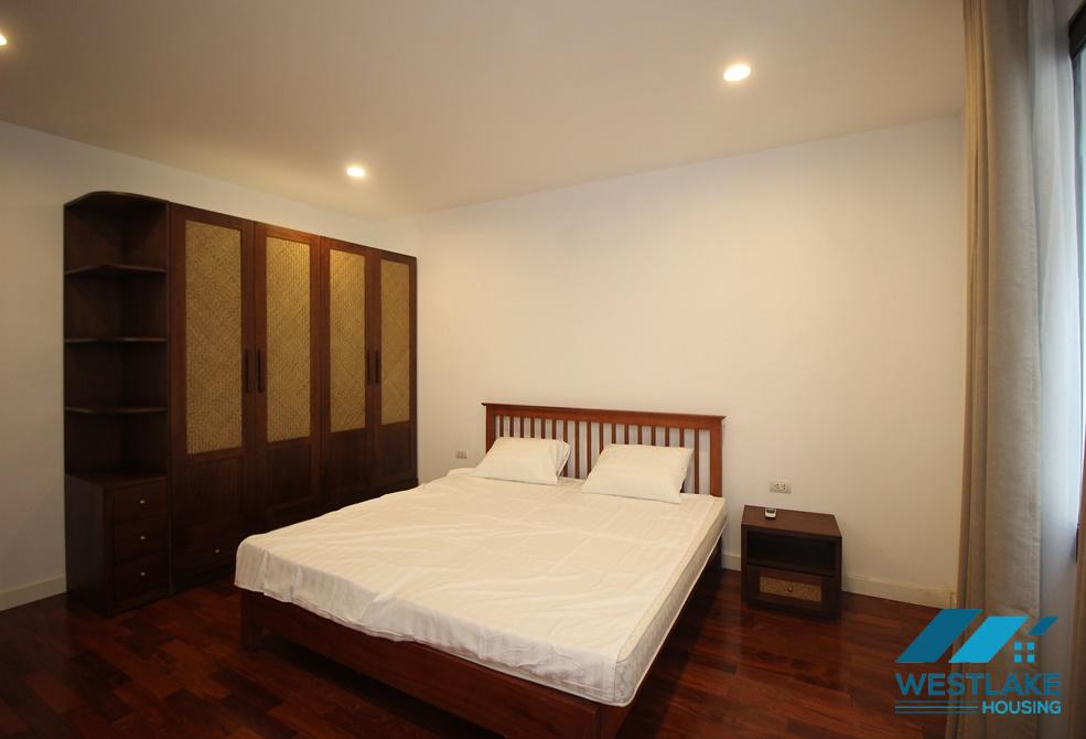 Spacious fully serviced apartment for lease in Tay Ho, 03 bedrooms