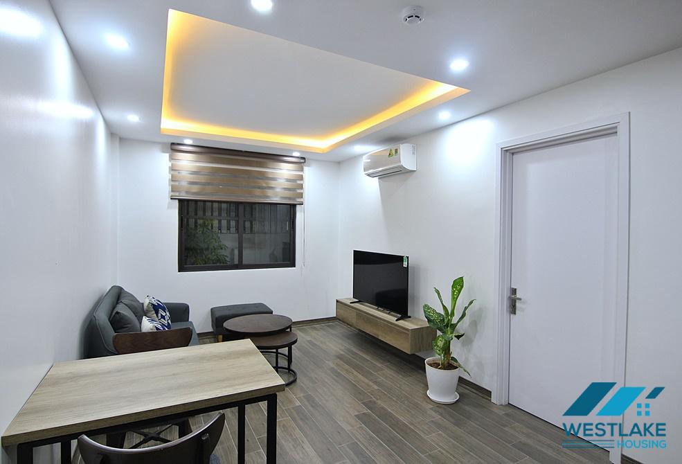 A nice modern 1 bedroom apartment for rent in Tay ho str