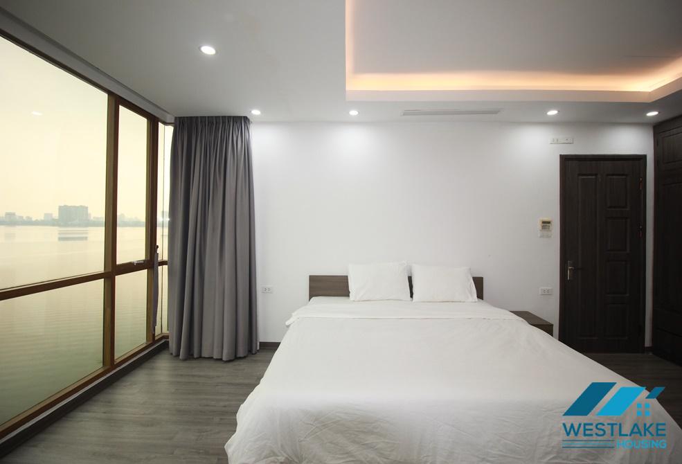 Gorgeous 2 bedrooms apartment for rent with lake view in Tay Ho, Hanoi