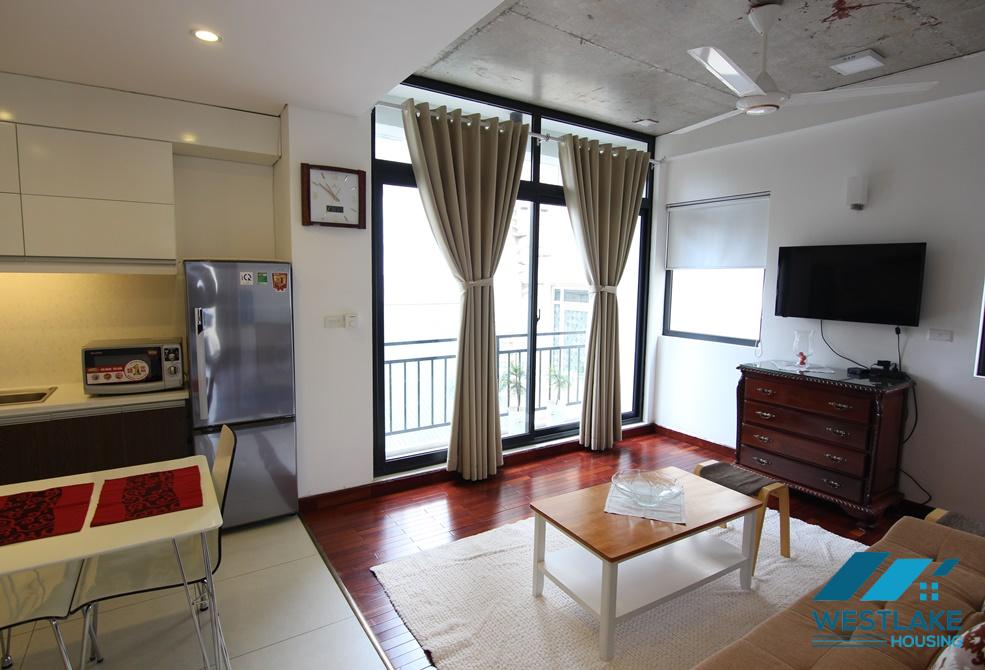 A nice 1 bedroom+1 working room on Tay Ho street for rent