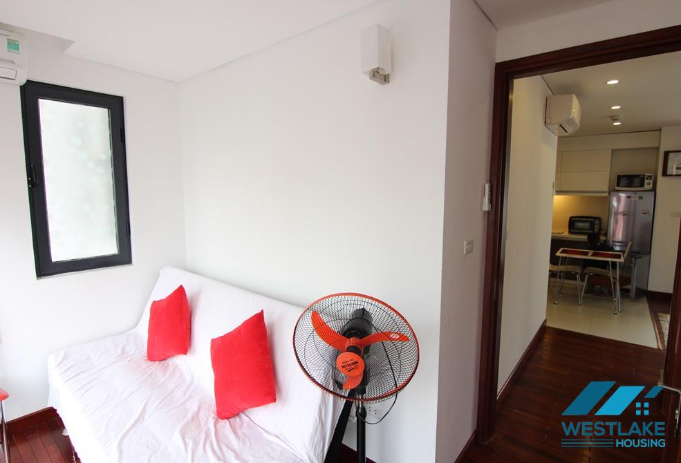 A bright, good 2 bedroom apartment for rent on Tay Ho street