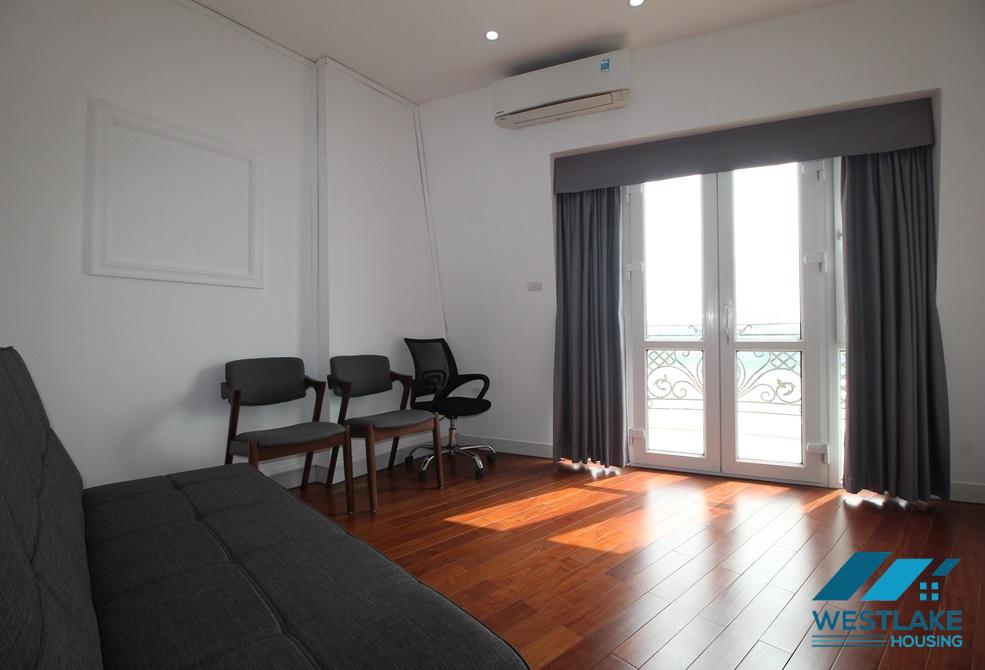 Amazing lake view 03 bedroom apartment for rent on Quang An Street, Tay Ho, Hanoi