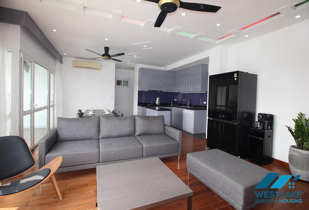 Amazing lake view 03 bedroom apartment for rent on Quang An Street, Tay Ho, Hanoi