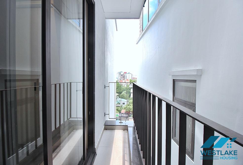 Morden and high floor 3 beds apartment for rent in Tay Ho area