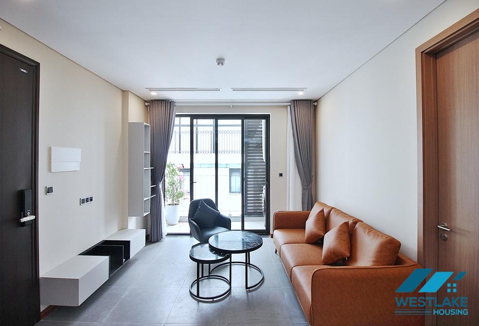 Morden and high floor 3 beds apartment for rent in Tay Ho area