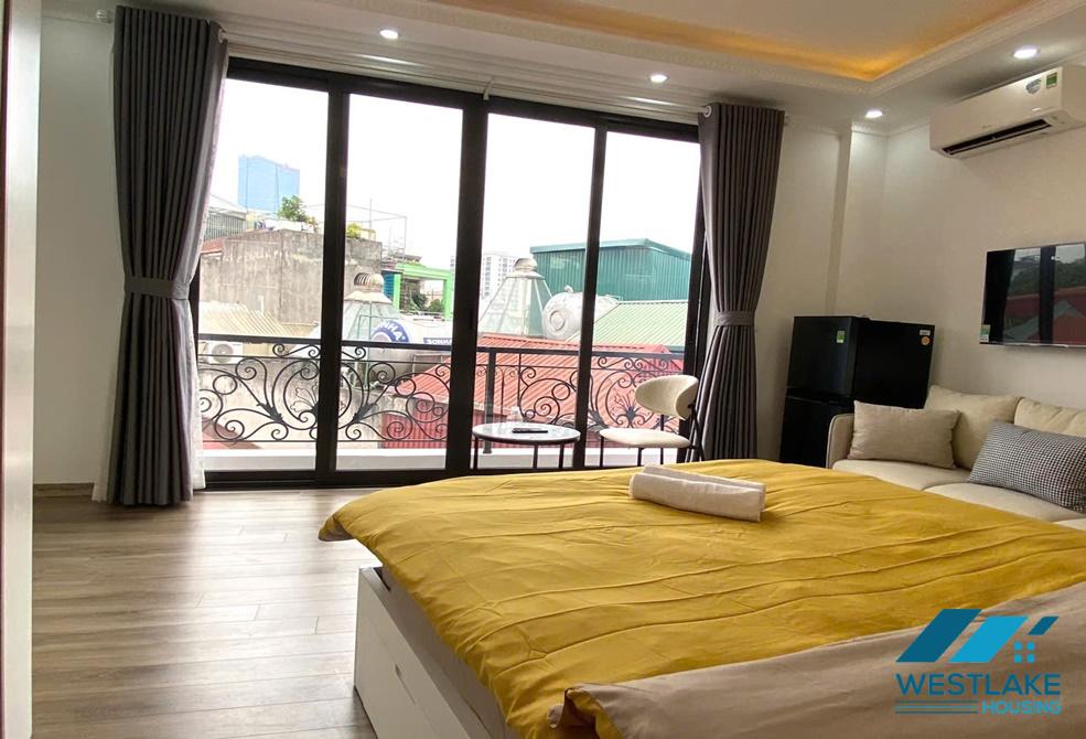 A brand-new studio situated in Van Cao area, Ba Dinh, Hanoi