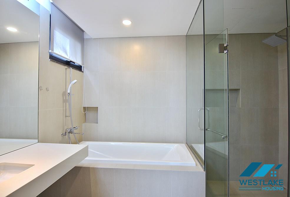 Brightly and modern 3 bedroom apartment for rent in To ngoc van, Tay ho, Ha noi