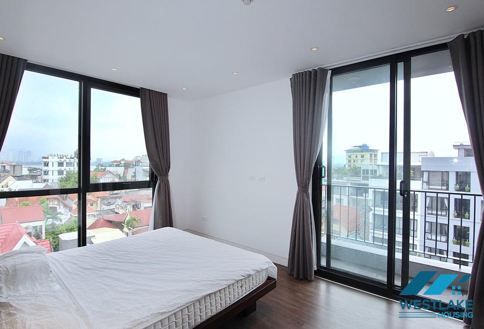 Brightly and modern 3 bedroom apartment for rent in To ngoc van, Tay ho, Ha noi