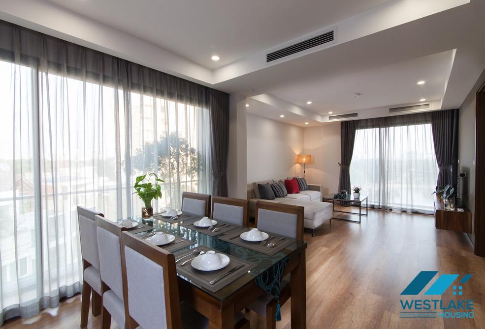 Fully serviced 02-bedroom apartment with lake view for rent on Ho Ba Mau Street, Dong Da District, Hanoi