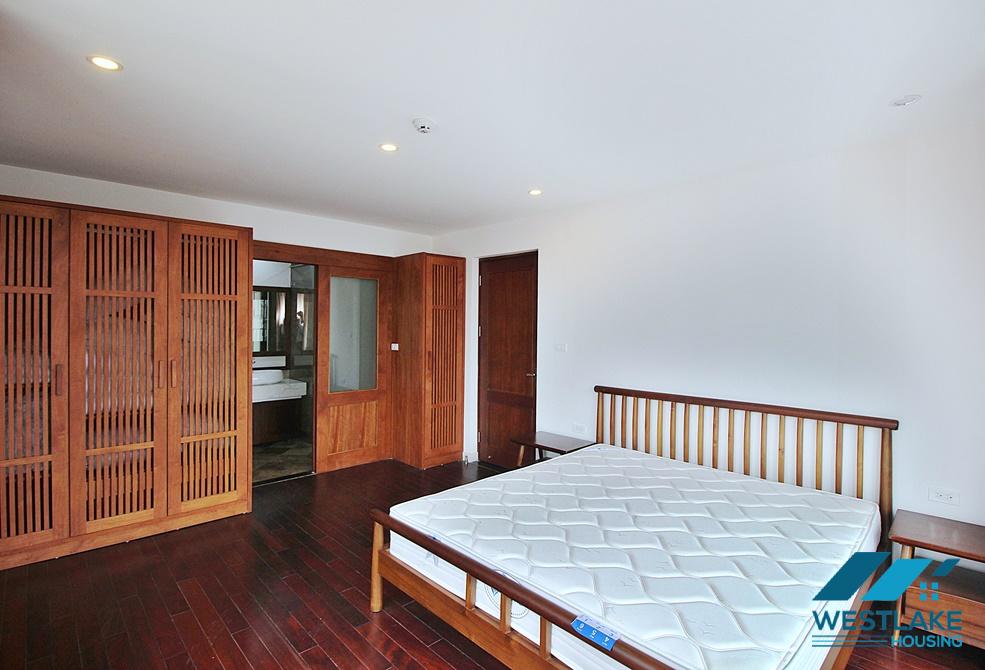 A spacious 4 bedroom apartment for rent in Tay ho street