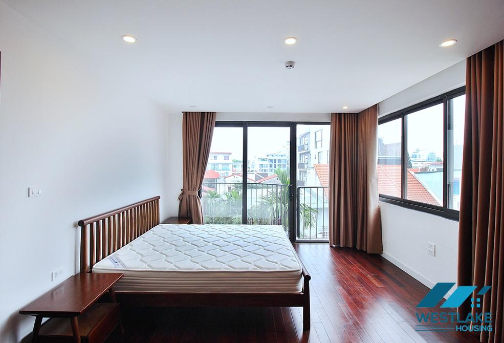 A spacious 4 bedroom apartment for rent in Tay ho street