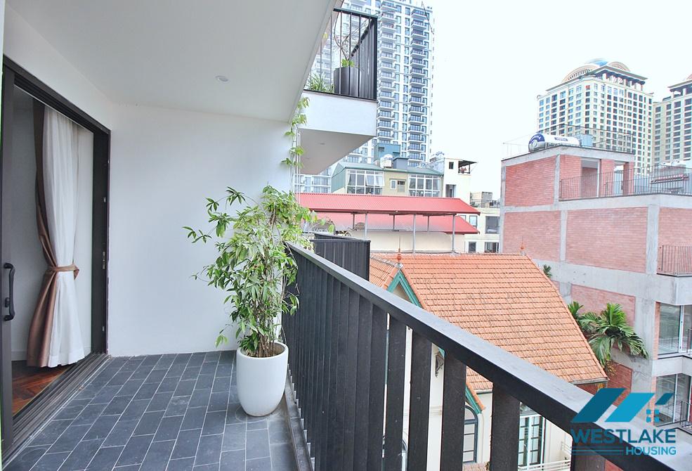 A spacious 4 bedroom apartment for rent in Tay ho street