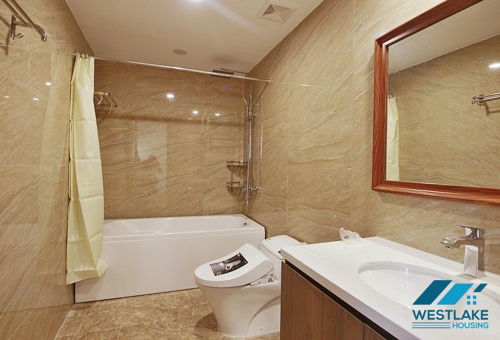 Nice and modern 1 bedroom apartment for rent in Tay ho street