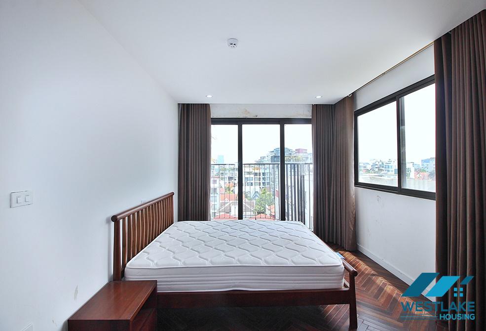 Serviced apartment with lots of nature light for rent on Tay Ho Street, Hanoi