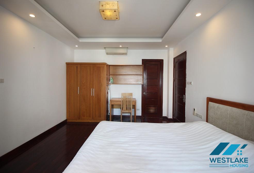 Spacious 03-bedroom apartment for lease on Xuan Dieu Street, Tay Ho, Hanoi