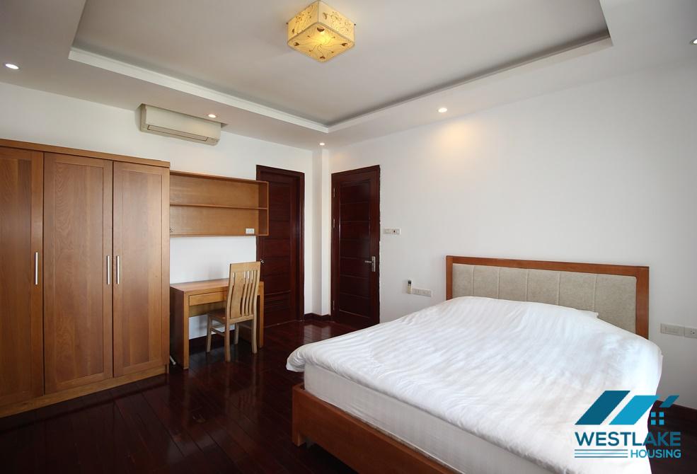 Spacious 03-bedroom apartment for lease on Xuan Dieu Street, Tay Ho, Hanoi