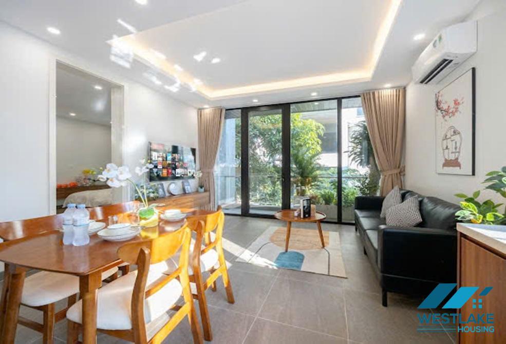 A beautiful 2 bedroom apartment for rent in Nhat Chieu st, Tay Ho