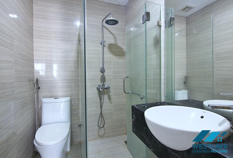 Cheap price, nice 02 bedroom apartment in Tay Ho area, Hanoi for lease