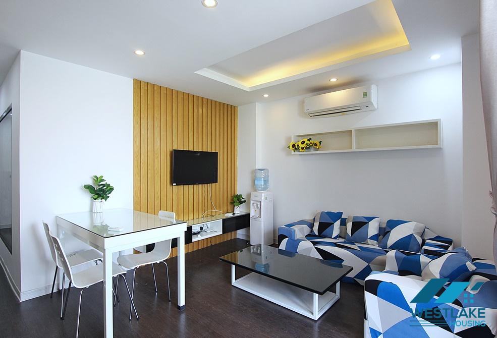 Cheap price, nice 02 bedroom apartment in Tay Ho area, Hanoi for lease