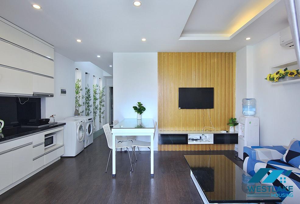 Cheap price, nice 02 bedroom apartment in Tay Ho area, Hanoi for lease