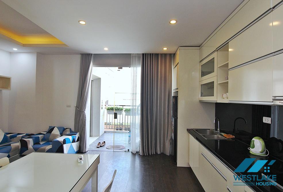 Cheap price, nice 02 bedroom apartment in Tay Ho area, Hanoi for lease