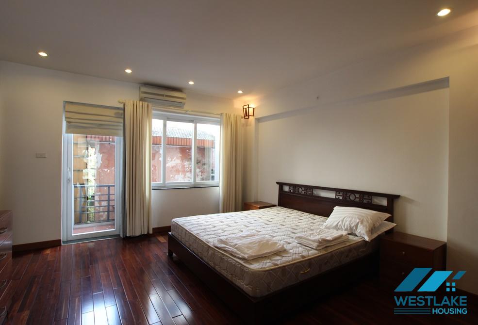 A huge 2 bedroom apartment for rent in Tay ho street