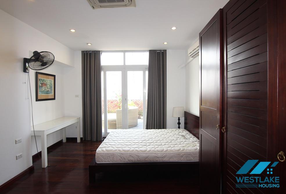 Top floor apartment with big balcony in Tay ho street