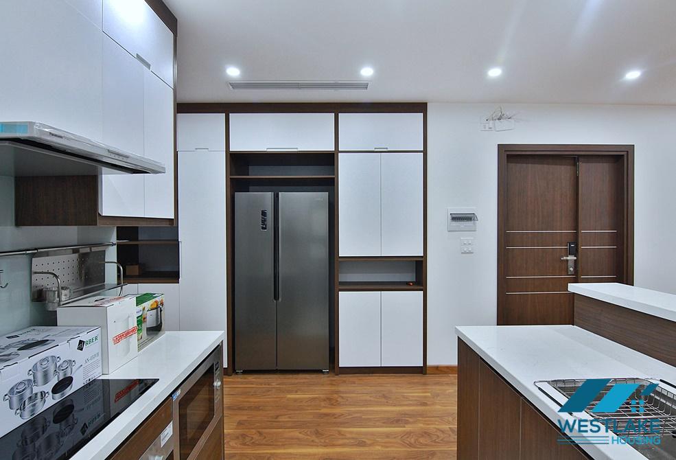 A new and modern 3 bedroom apartment for rent in Tay ho