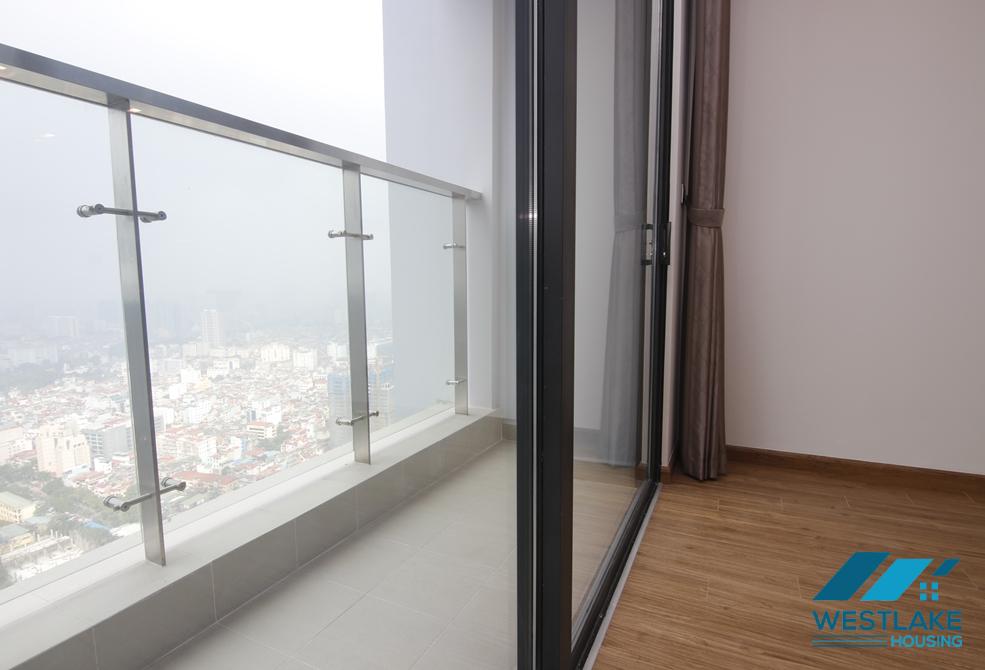 Unfurnished two bedrooms apartment for rent in Vinhome Metropolis, Ba Dinh district, Ha Noi