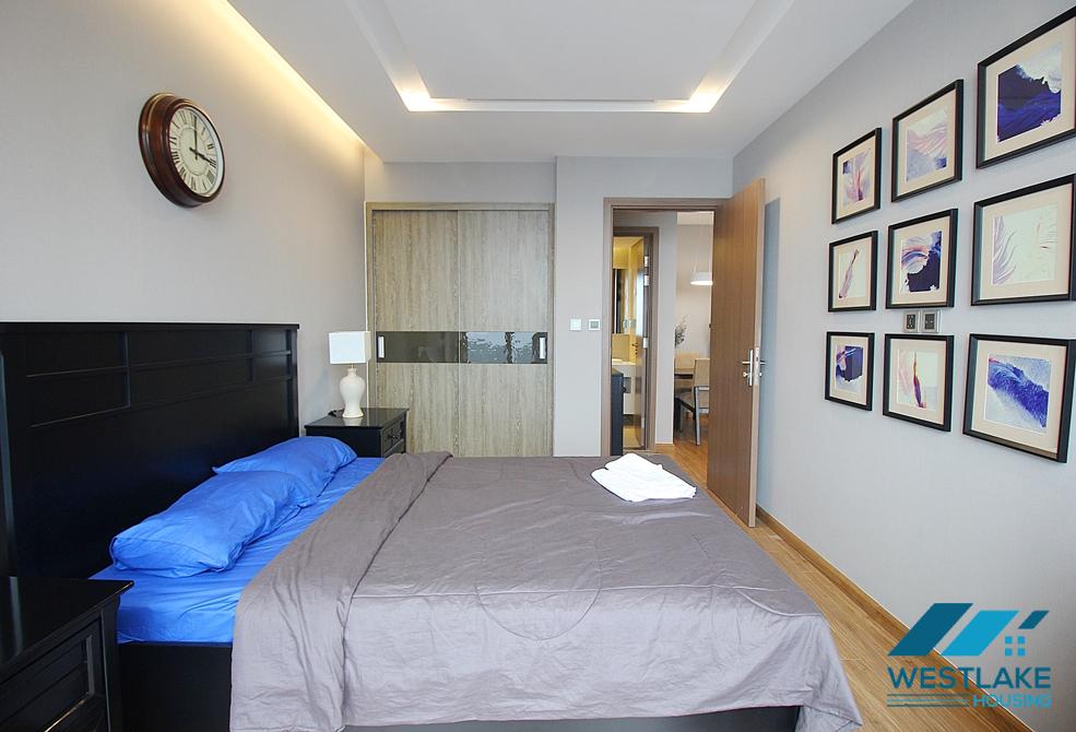 Nice and new one bedroom apartment for rent in Vinhome Metropolis