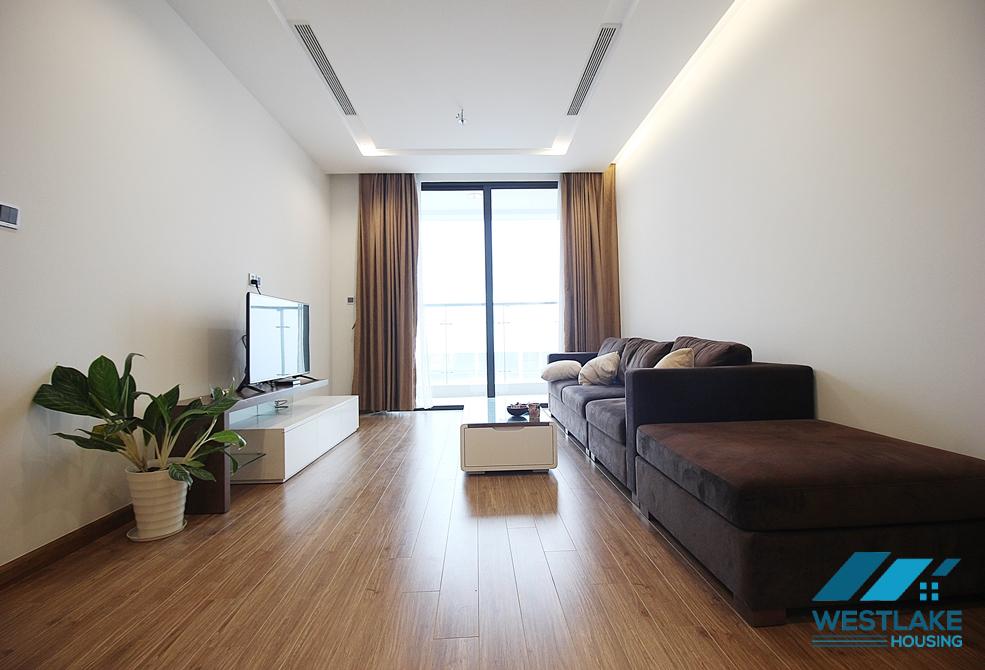 High floor 2 beds apartment for rent in Vinhome Metropolis, Ba dinh District