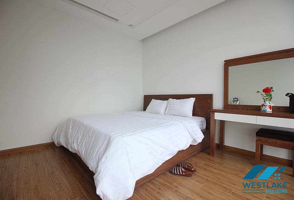 High floor 2 beds apartment for rent in Vinhome Metropolis, Ba dinh District