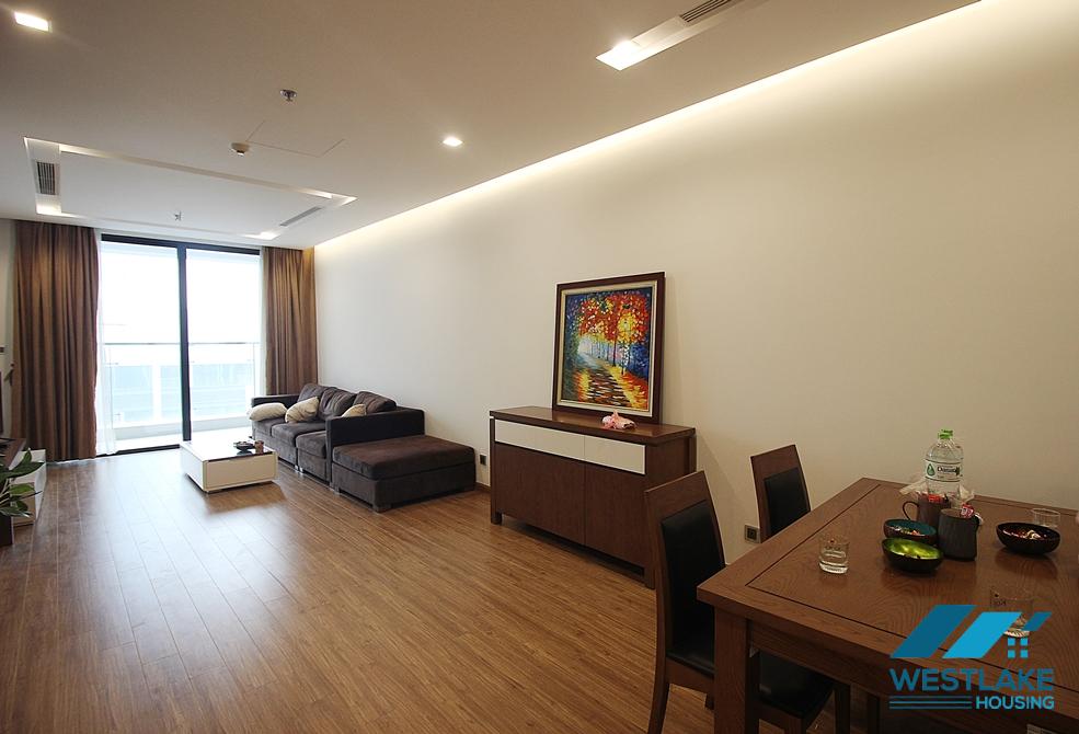 High floor 2 beds apartment for rent in Vinhome Metropolis, Ba dinh District