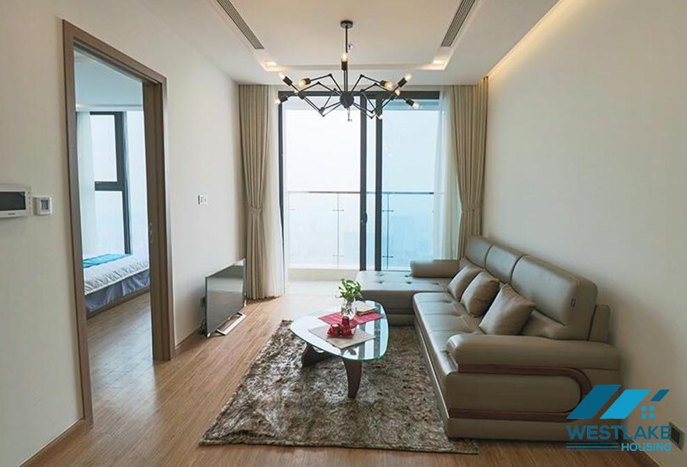 Apartment with modern furniture for rent in Vinhome Metropolis, Lieu Gia st, Ba Dinh District