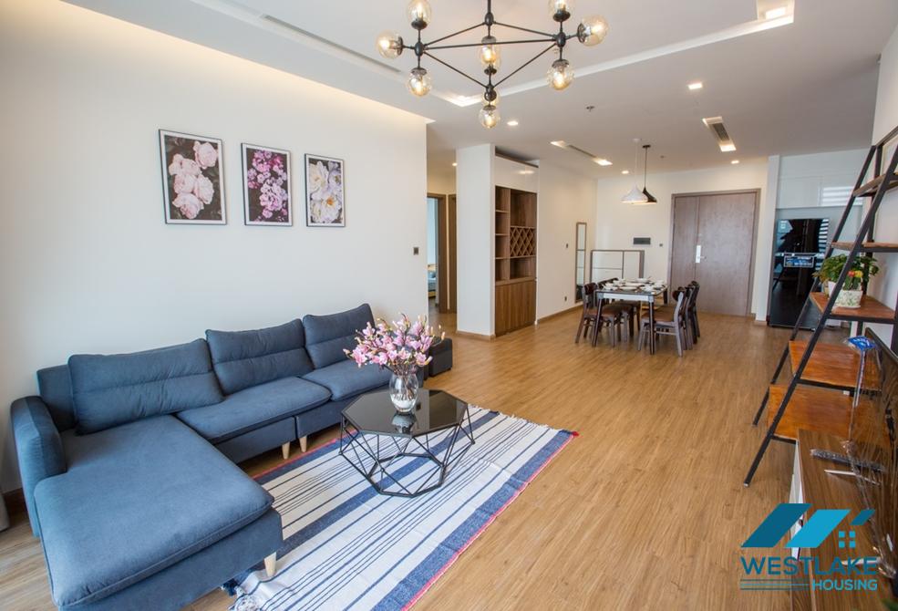 Bright and morden 3 bedrooms apartment for rent in Vinhome Metropolis, Lieu Giai, Ba Dinh