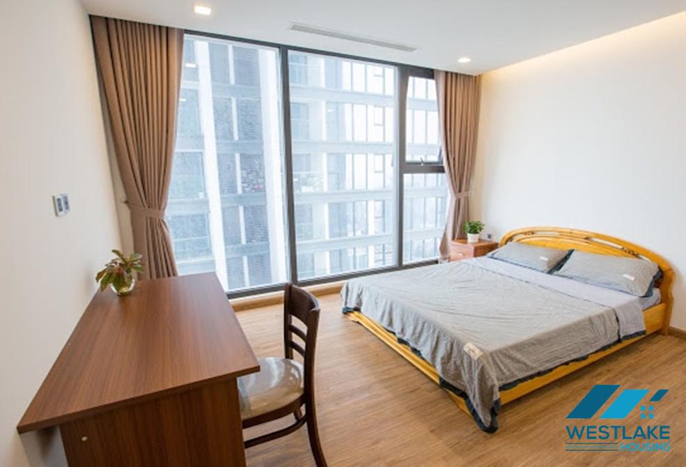 Bright and morden 3 bedrooms apartment for rent in Vinhome Metropolis, Lieu Giai, Ba Dinh