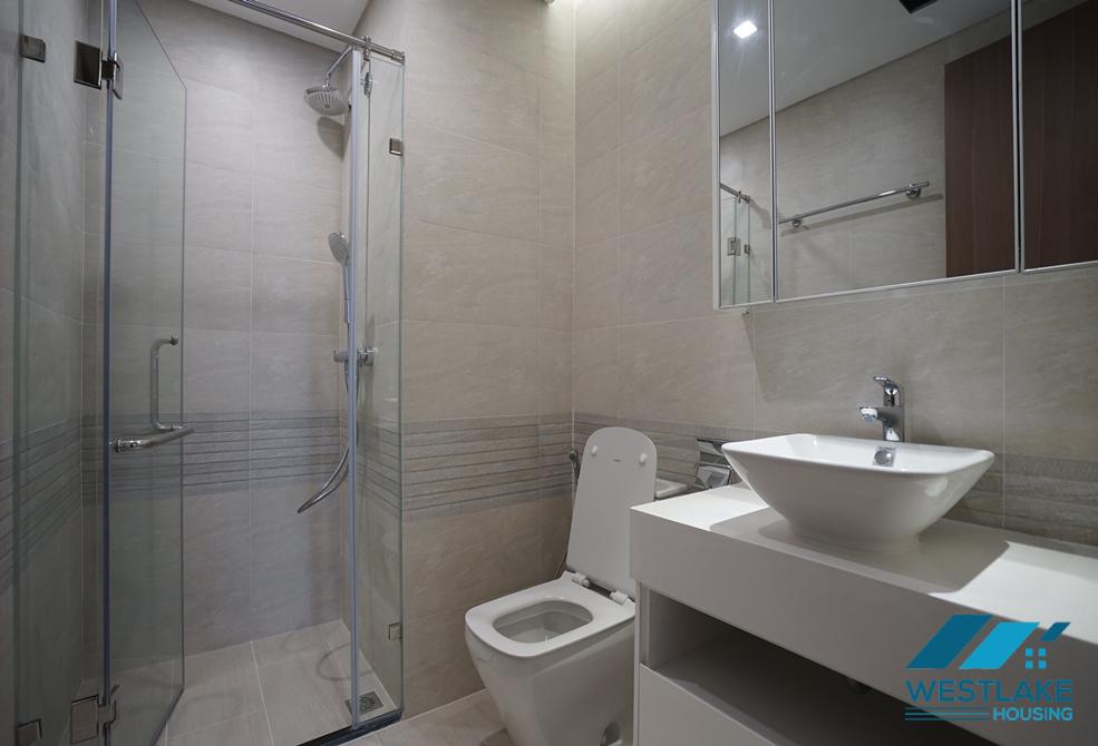 Bright and morden 3 bedrooms apartment for rent in Vinhome Metropolis, Lieu Giai, Ba Dinh