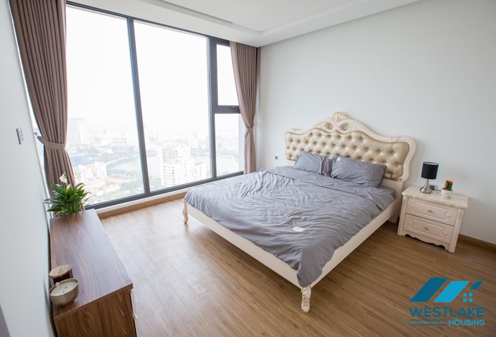 Bright and morden 3 bedrooms apartment for rent in Vinhome Metropolis, Lieu Giai, Ba Dinh