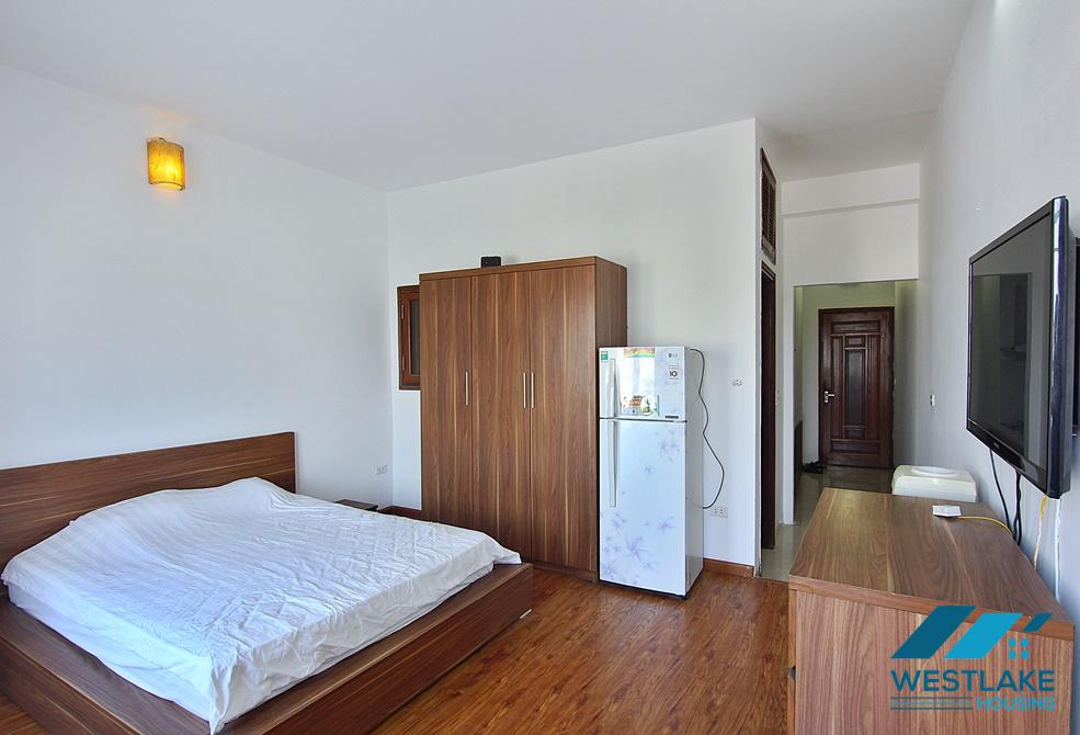 A cheap studio with lot of natural light in Tay ho, Ha noi