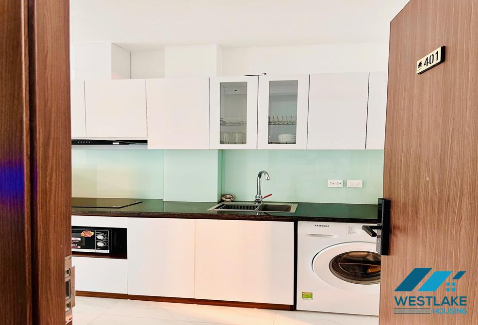 Brand new and bright 1 bedrooms apartment for rent on Dang Thai Mai st, Tay Ho