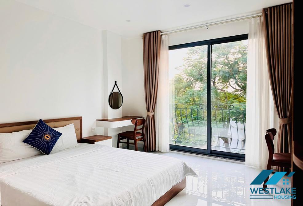 Brand new and bright 1 bedrooms apartment for rent on Dang Thai Mai st, Tay Ho