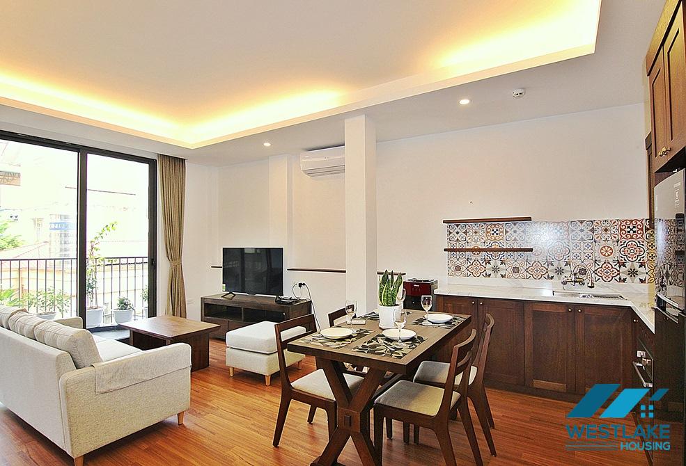 Bright 02-bedroom apartment for rent on Dang Thai Mai street, Tay Ho District, Hanoi