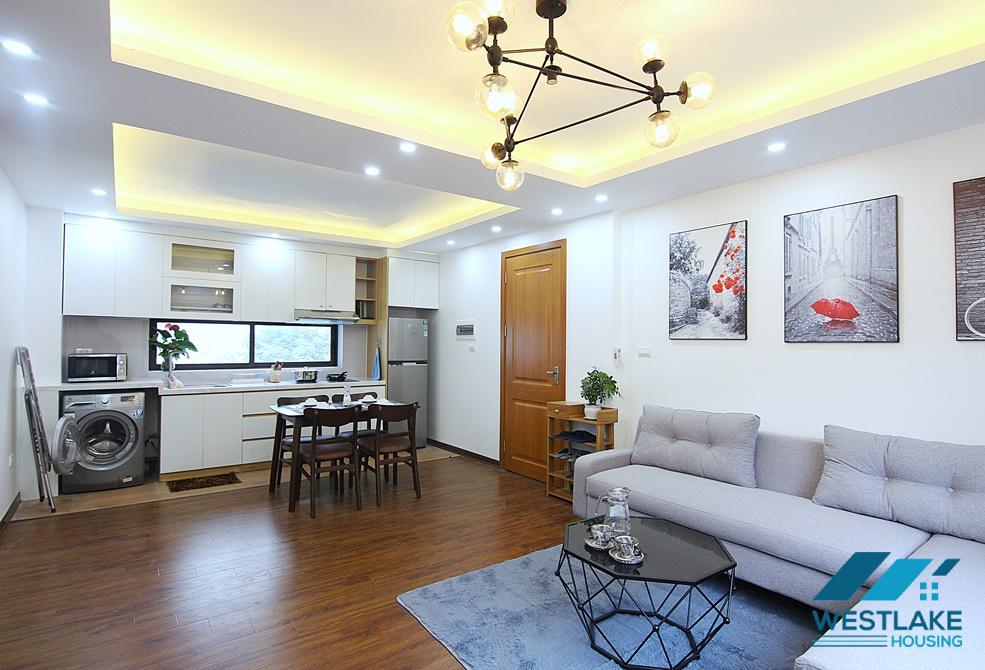 Good price 02-bedroom apartment for rent on Nhat Chieu Street, Tay Ho, Hanoi