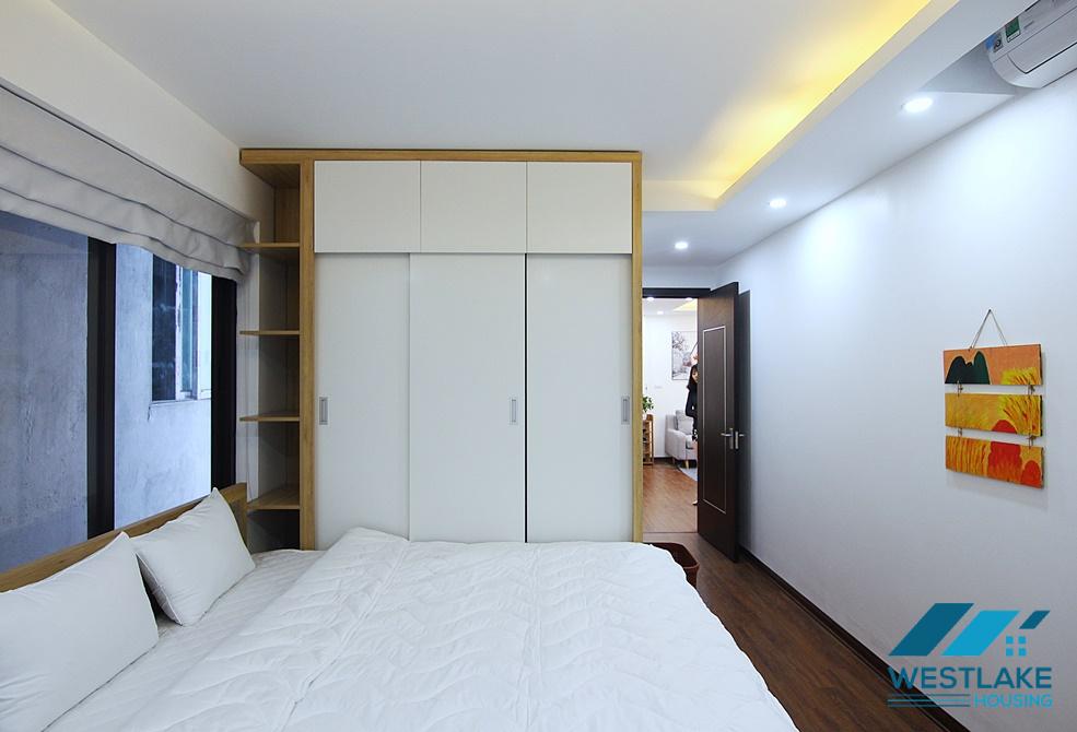 Good price 02-bedroom apartment for rent on Nhat Chieu Street, Tay Ho, Hanoi