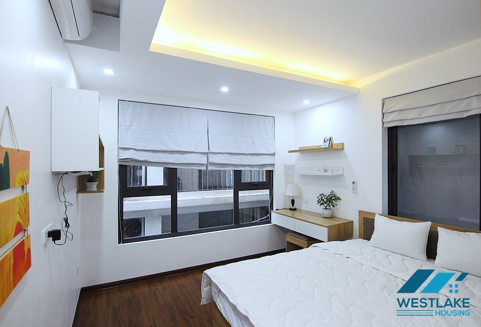 Good price 02-bedroom apartment for rent on Nhat Chieu Street, Tay Ho, Hanoi