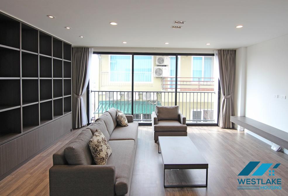 Duplex apartment for rent with 03 bedrooms and full services in Tay Ho, Hanoi