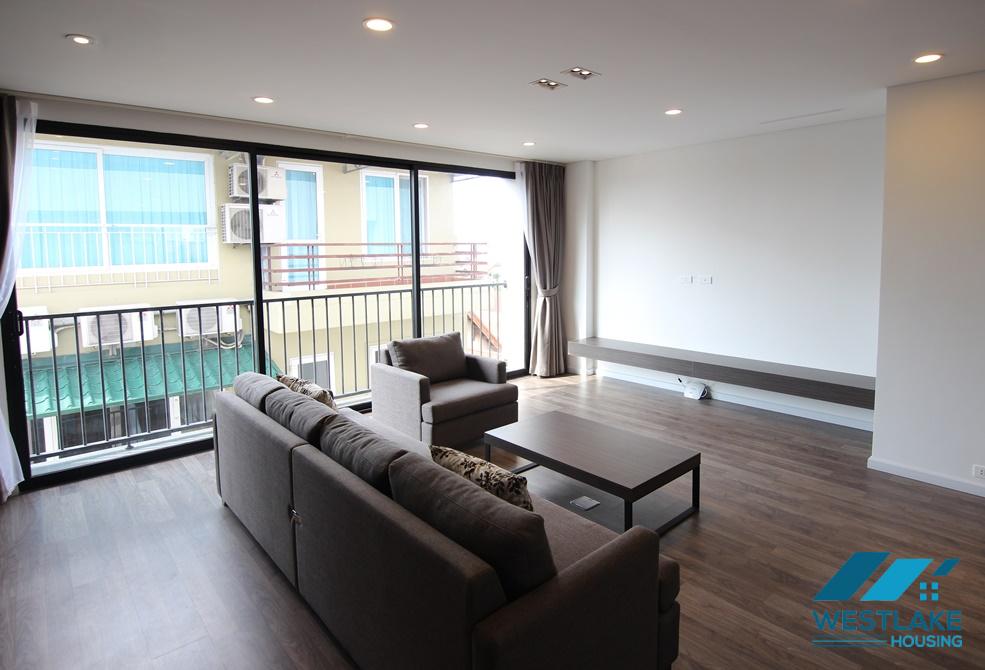 Duplex apartment for rent with 03 bedrooms and full services in Tay Ho, Hanoi