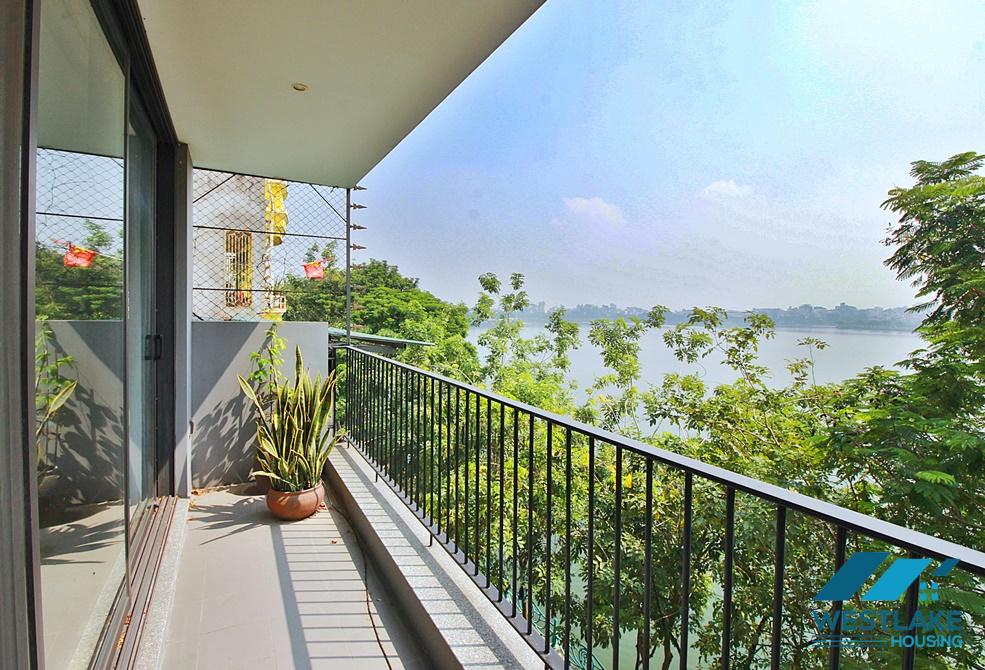 A 2 bedroom lake view apartment for rent in Nhat Chieu street